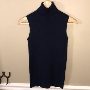 Gap women’s cable knit sleeveless navy sweater med